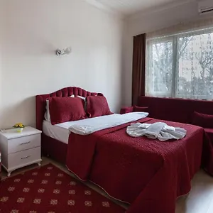 Vatan Suites For Family Apartment